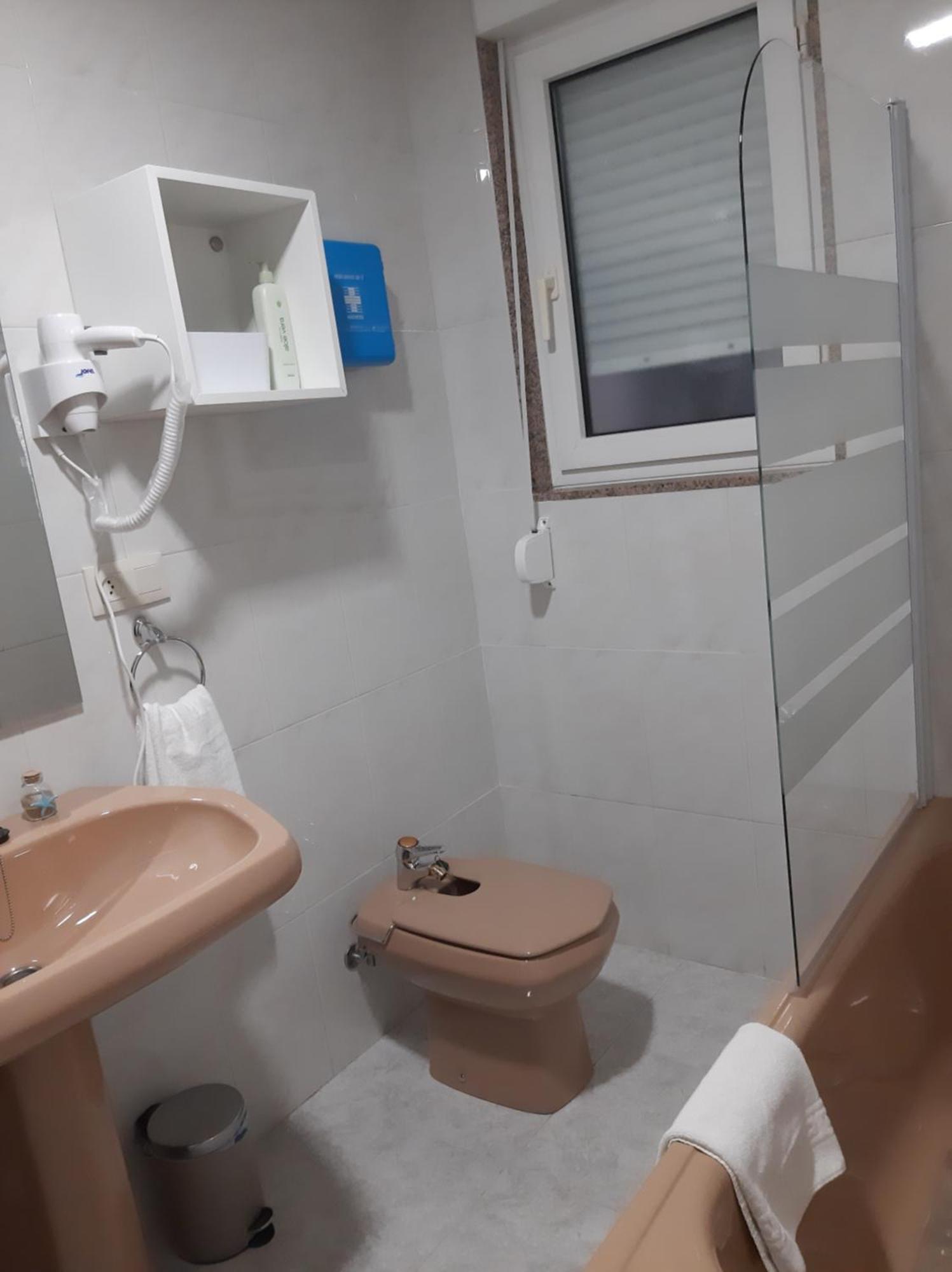 Apartamento Elena Centrico Con Wifi Onís 外观 照片